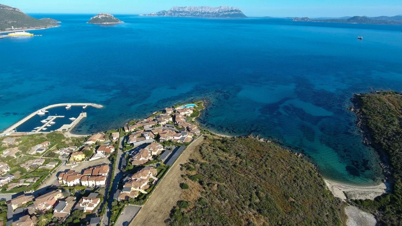 Apartment In S'Abba E Sa Pedra With Pool Golfo Aranci Exterior foto
