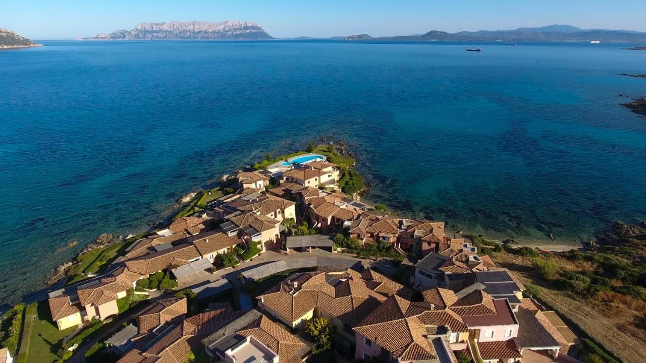Apartment In S'Abba E Sa Pedra With Pool Golfo Aranci Exterior foto