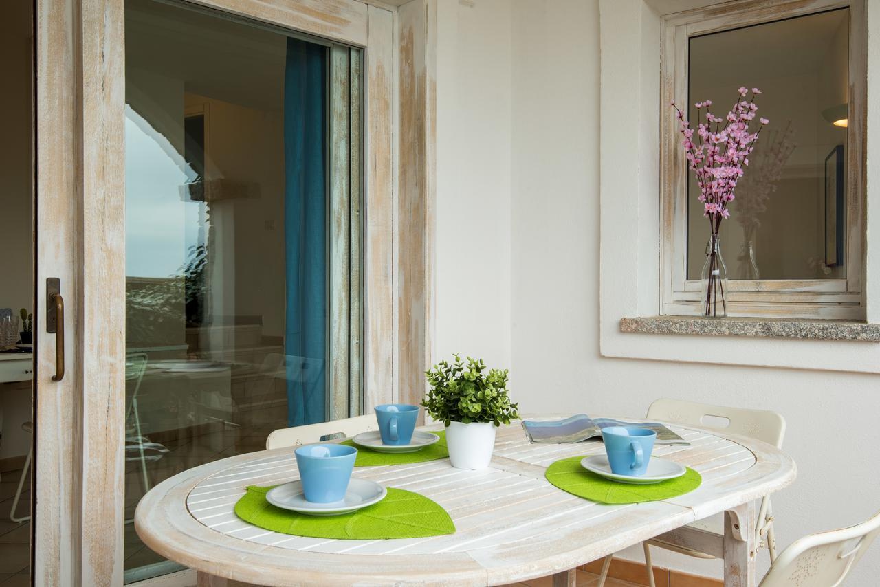 Apartment In S'Abba E Sa Pedra With Pool Golfo Aranci Exterior foto
